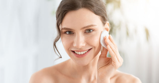 What is a Face Toner and Why Do You Need One?
